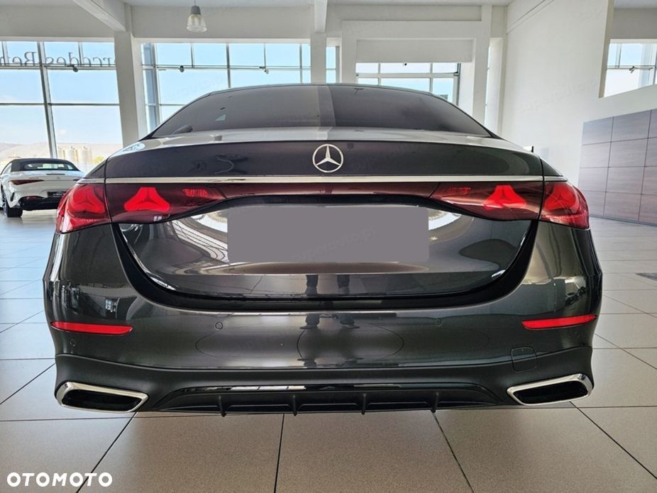 Mercedes-Benz Klasa E 200 mHEV 4-Matic AMG 9G-Tronic - 5