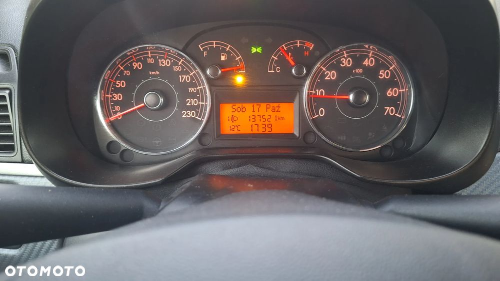 Fiat Grande Punto - 22