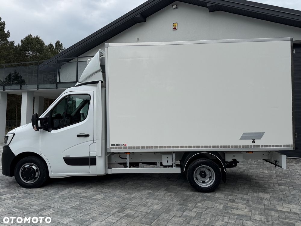 Renault Master Chłodnia 7 Europalet / Agregat Zanotti Z350s Grzanie, Mroźnia, Zasilanie 230V / Bliźniak / Wzmacniany / Oryginalny stan / Po serwisie / Niski przebieg / Salon PL / FV23% - 9