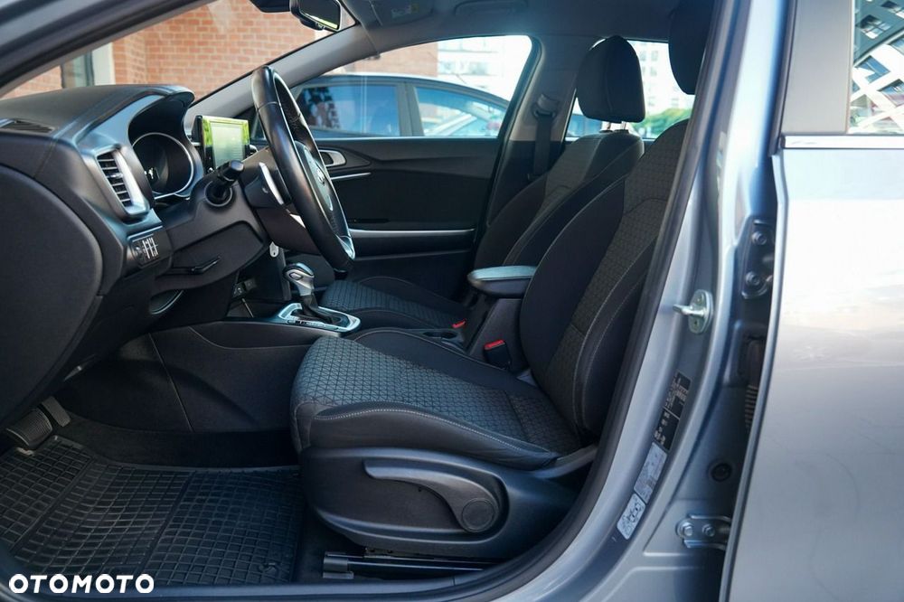 Kia Ceed 1.4 T-GDI M DCT - 10
