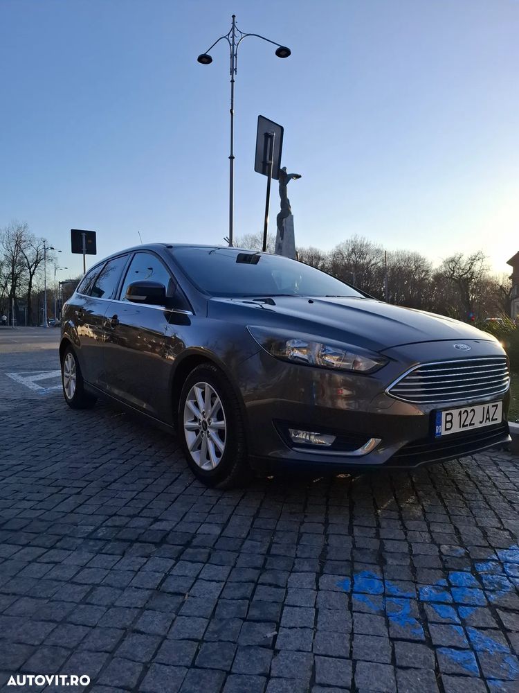 Ford Focus 1.0 EcoBoost Titanium - 4