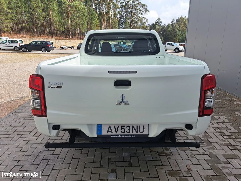 Mitsubishi L200 2.3 DI-D Space Cab Invite 4WD - 5