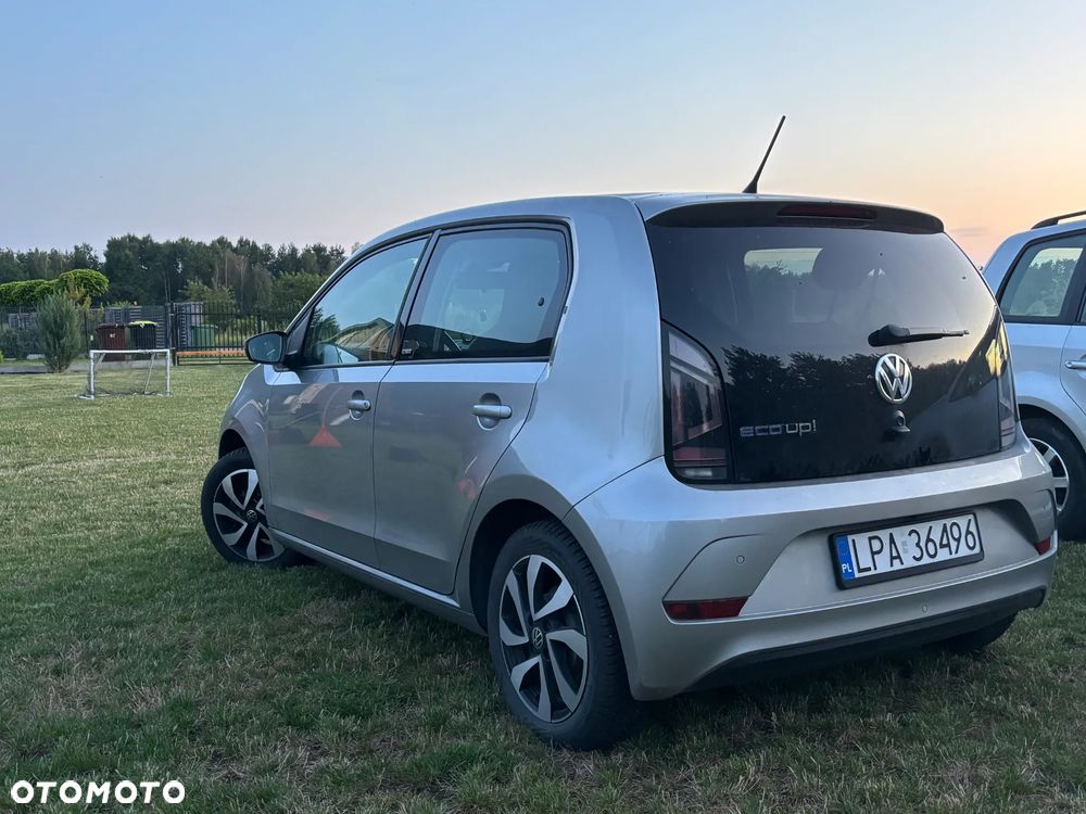 Volkswagen up! Active - 1