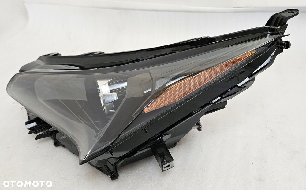 LAMPA LEWA PRZÓD LEXUS NX I LIFT 2017- SOCZEWKA LED - 3