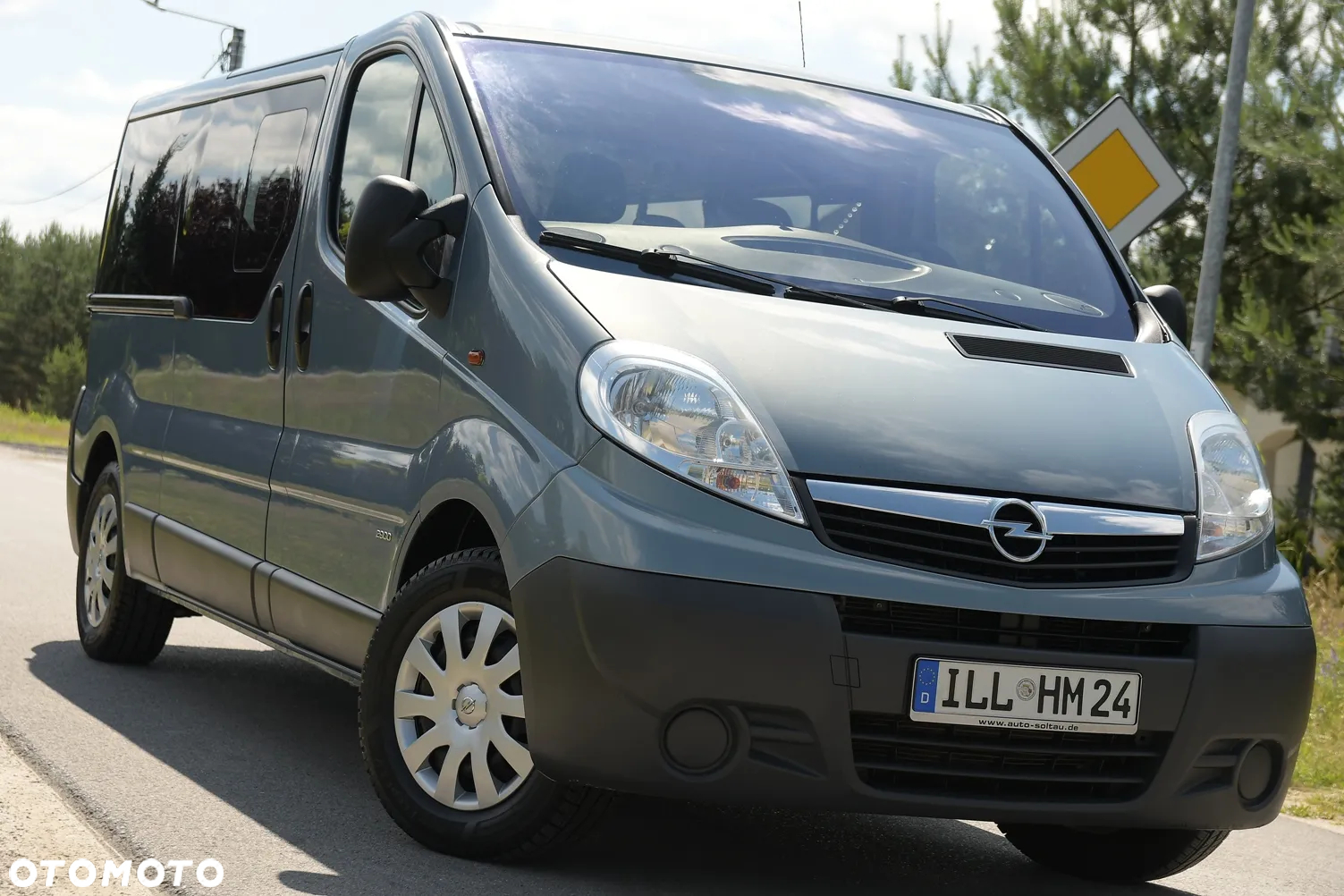 Opel Vivaro L2H1 2.9t - 9