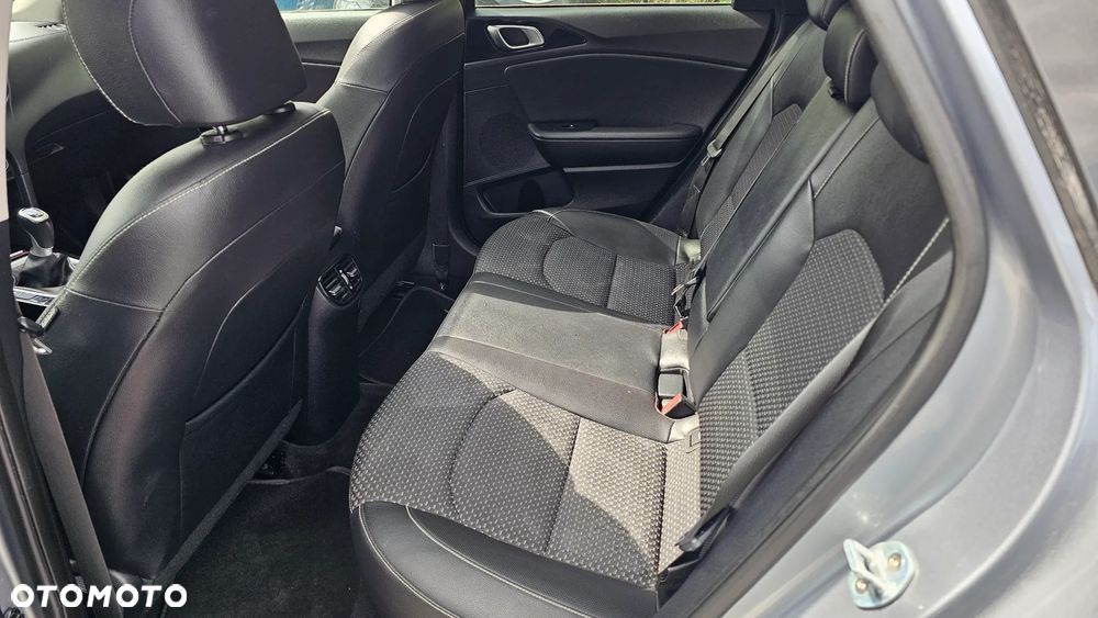 Kia Ceed 1.6 CRDi Spirit - 15