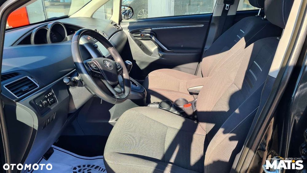 Toyota Verso - 36