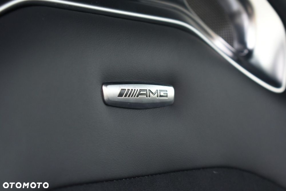 Mercedes-Benz AMG GT - 11