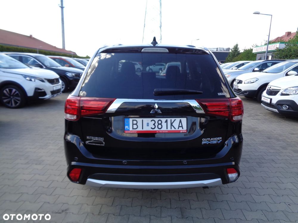 Mitsubishi Outlander 2.0 4WD Top - 3