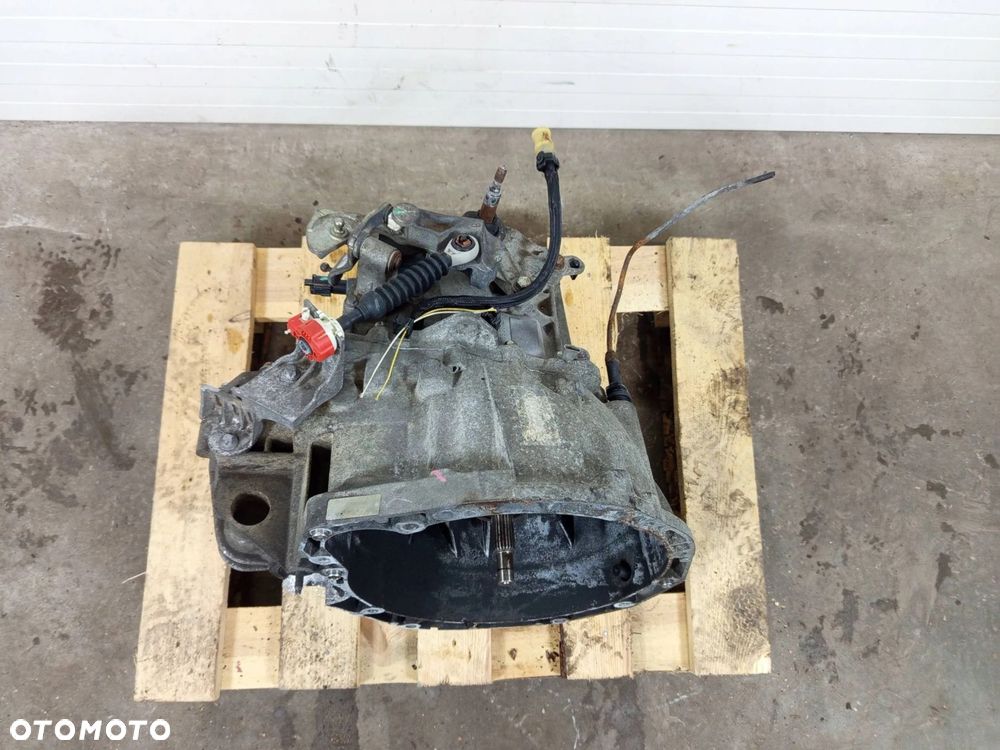 SKRZYNIA BIEGÓW MNAUALNA ND0 RENAULT MEGANE II SCENIC II 1.9 DCI - 2