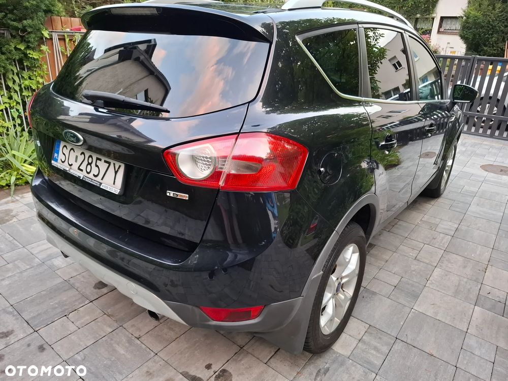 Ford Kuga 2.0 TDCi Titanium - 2
