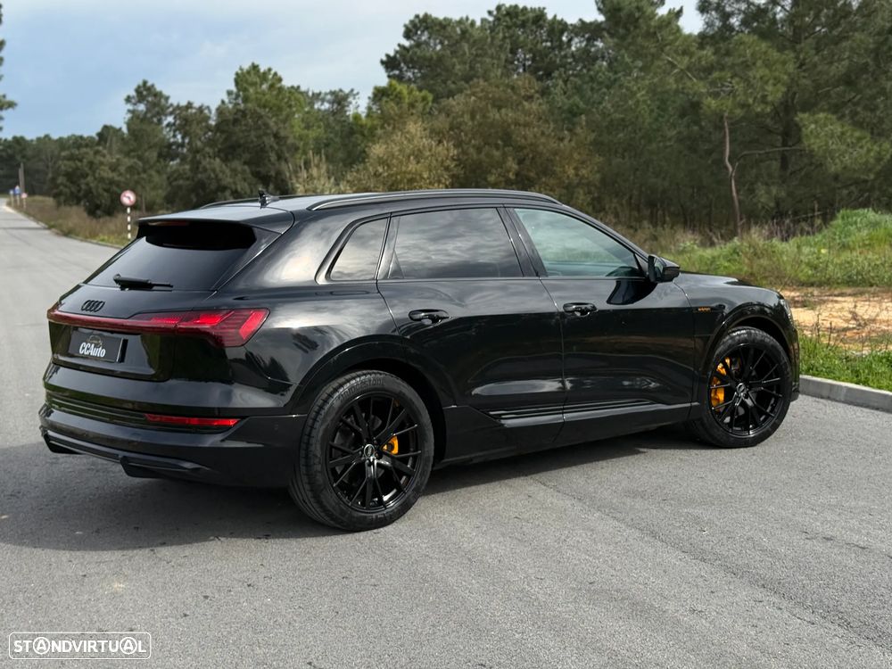 Audi e-tron 55 quattro S line - 11