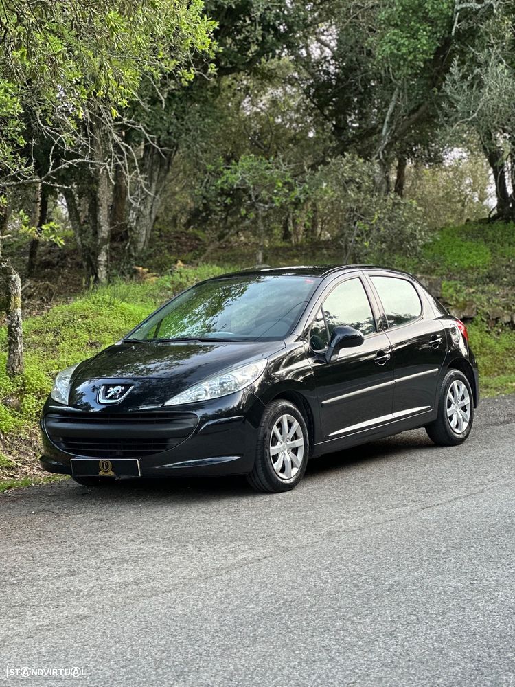 Peugeot 207 1.4 16V Trendy - 1
