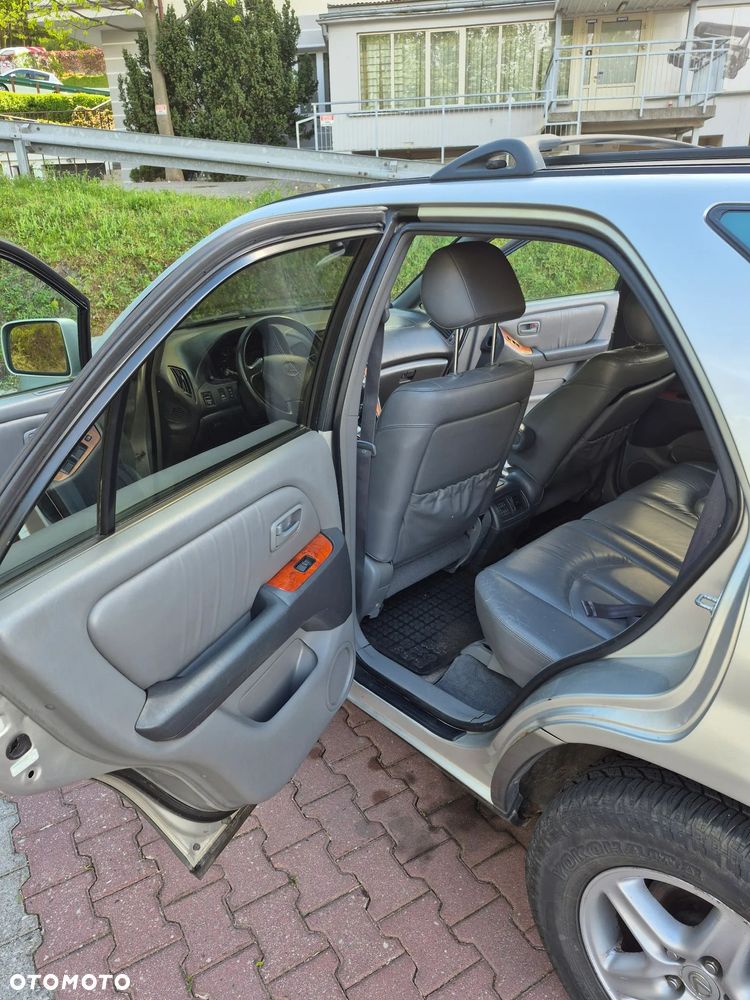 Lexus RX - 18