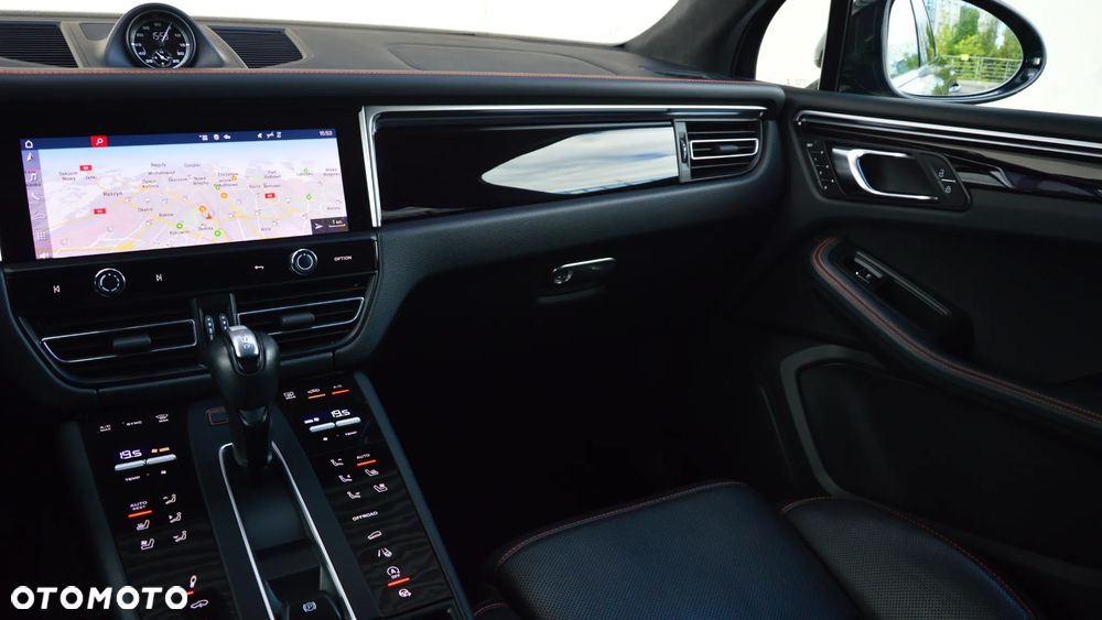 Porsche Macan S - 26