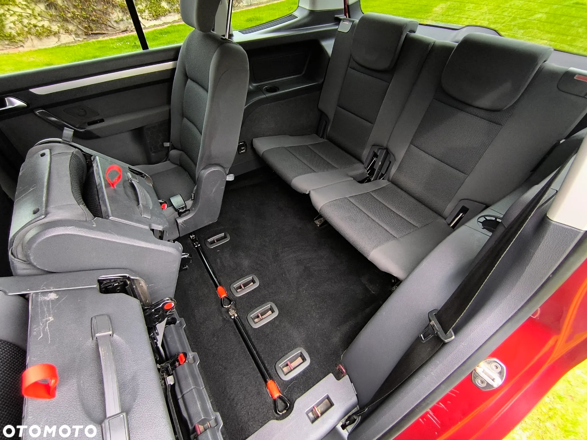 Volkswagen Touran 1.6 TDI DPF Trendline - 21