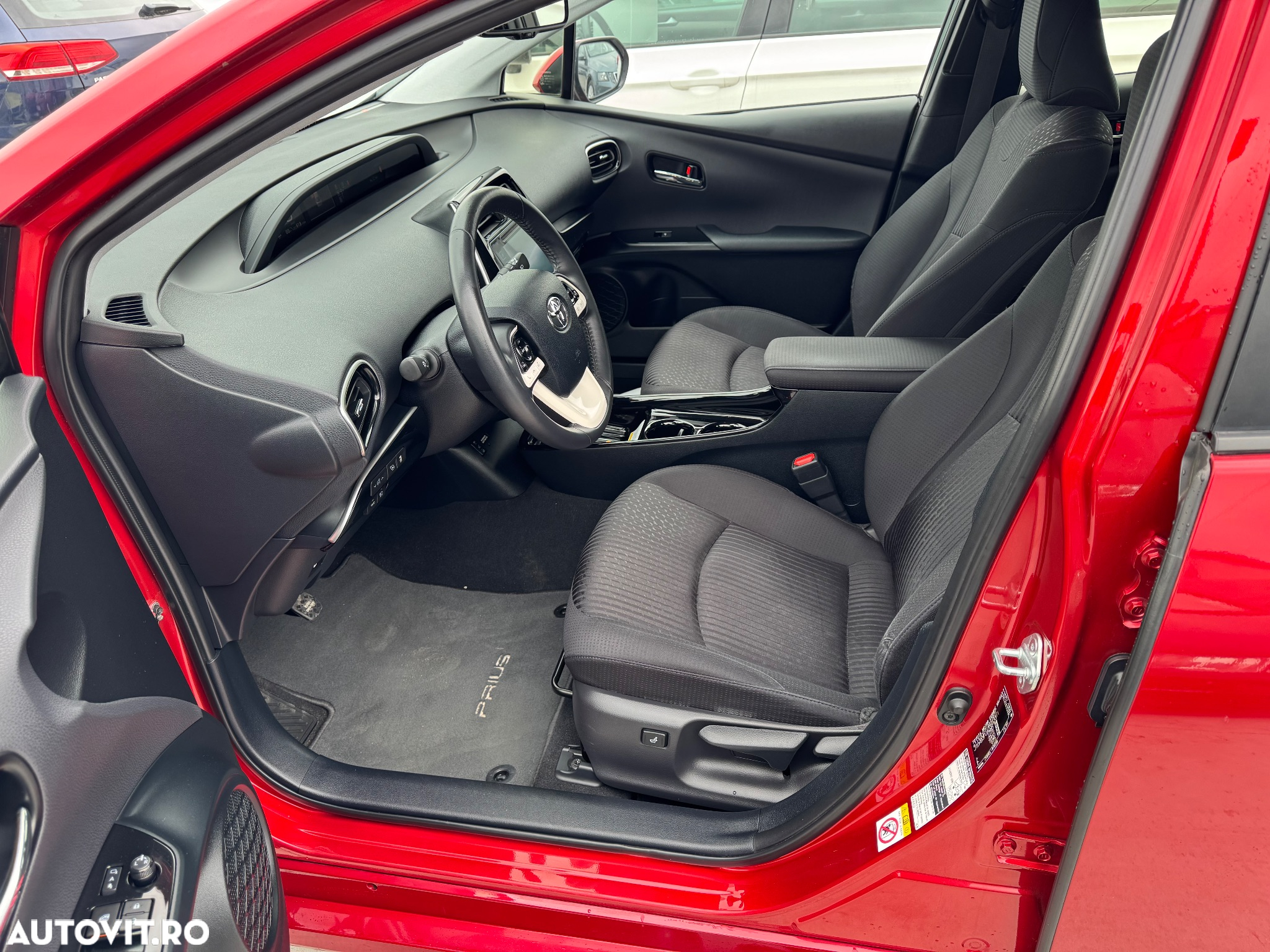 Toyota Prius 1.8 Dual VVT-i Luna - 17