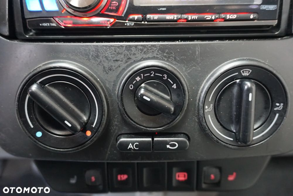 Volkswagen New Beetle 1.9 TDI DPF United - 28