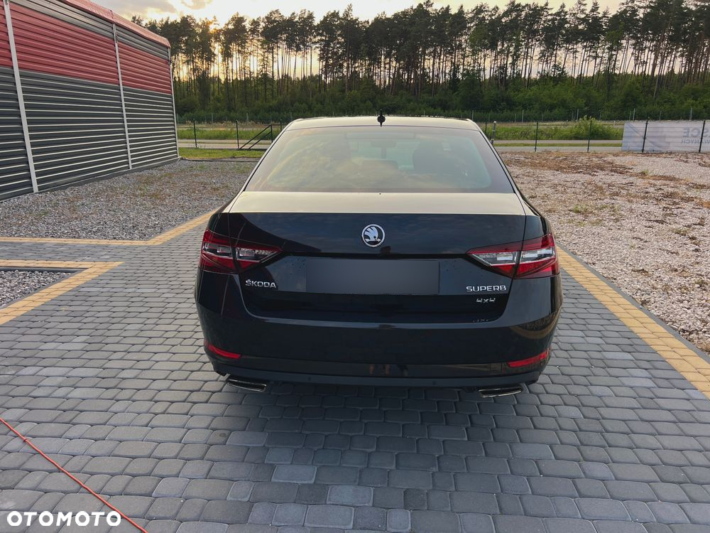 Skoda Superb 2.0 TSI 4x4 L&K DSG - 20
