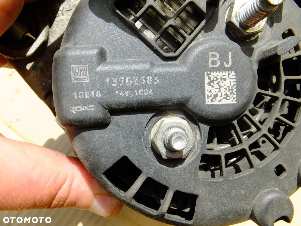 alternator opel insignia a 2,0 cdti 2010r 13502583 - 2