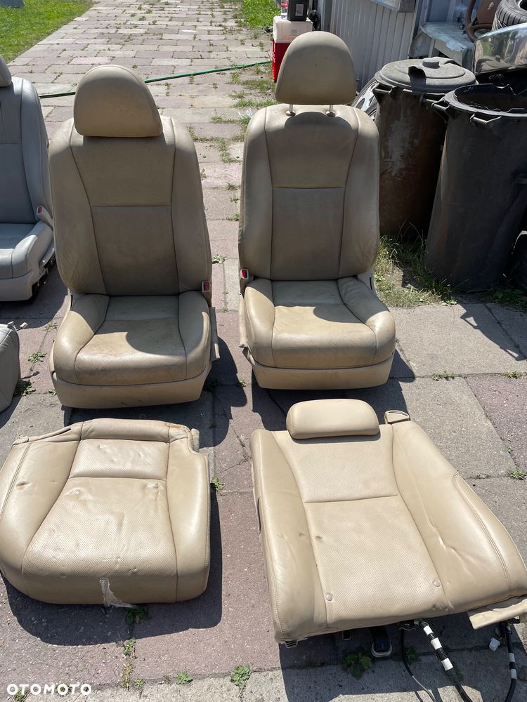 FOTELE KOMPLET LEXUS LS460LLS600H 2007-2011 - 1