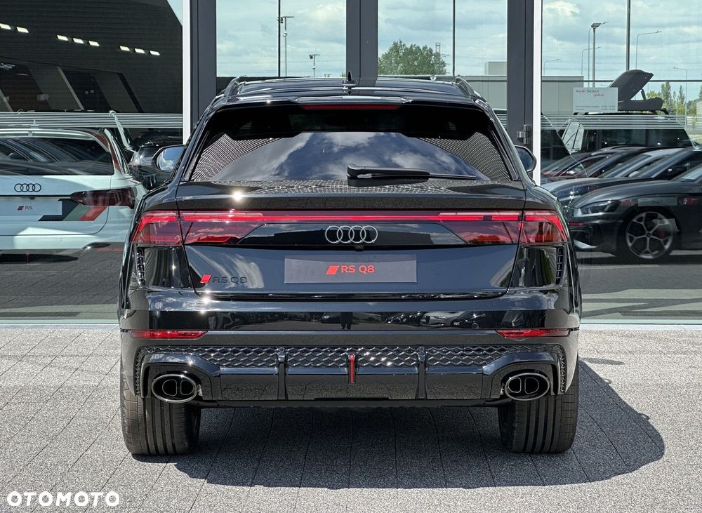 Audi RS Q8 - 7