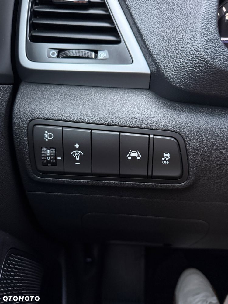 Hyundai Tucson 1.7 CRDI BlueDrive Style 2WD DCT - 10