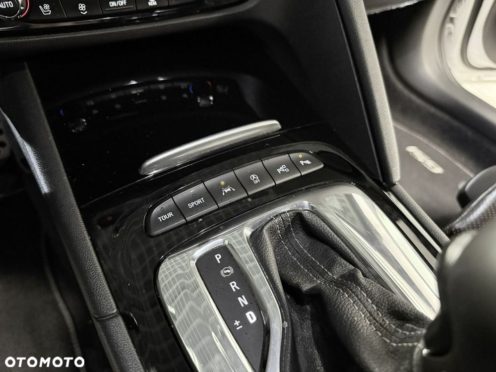Opel Insignia - 37