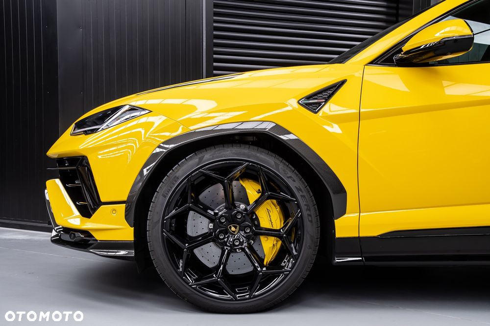 Lamborghini Urus - 8