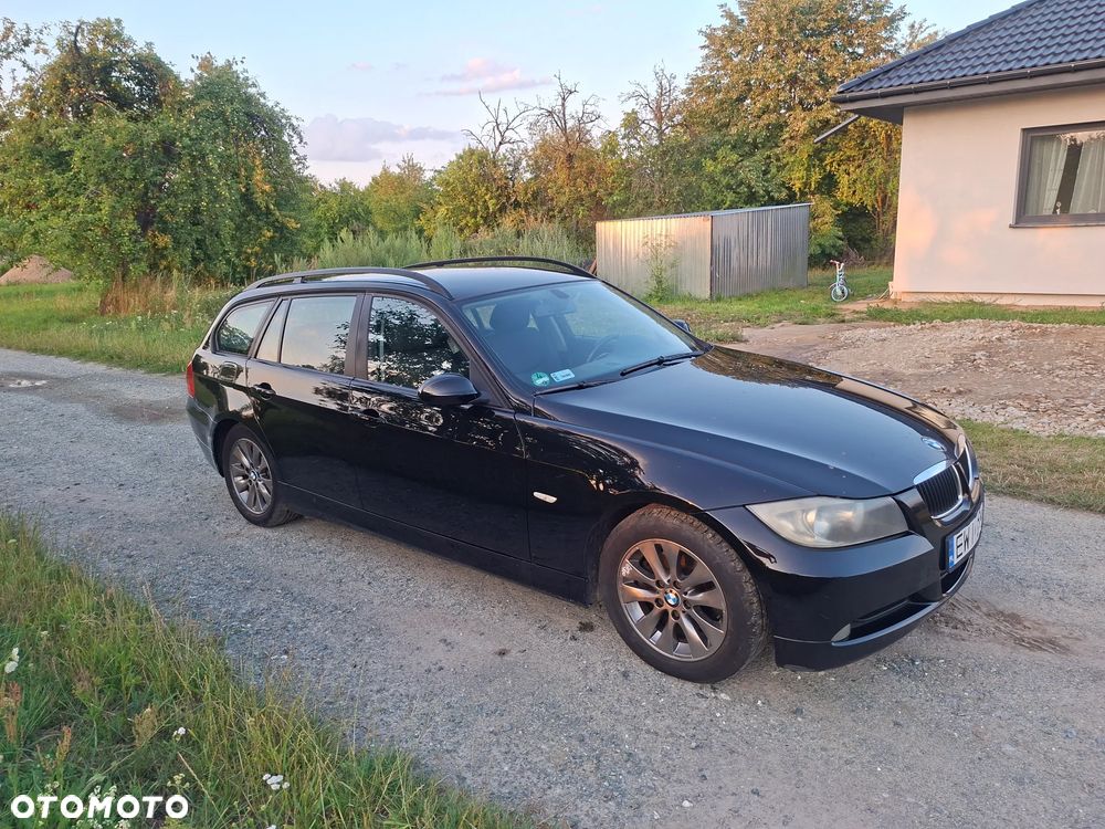 BMW Seria 3 318d DPF - 10
