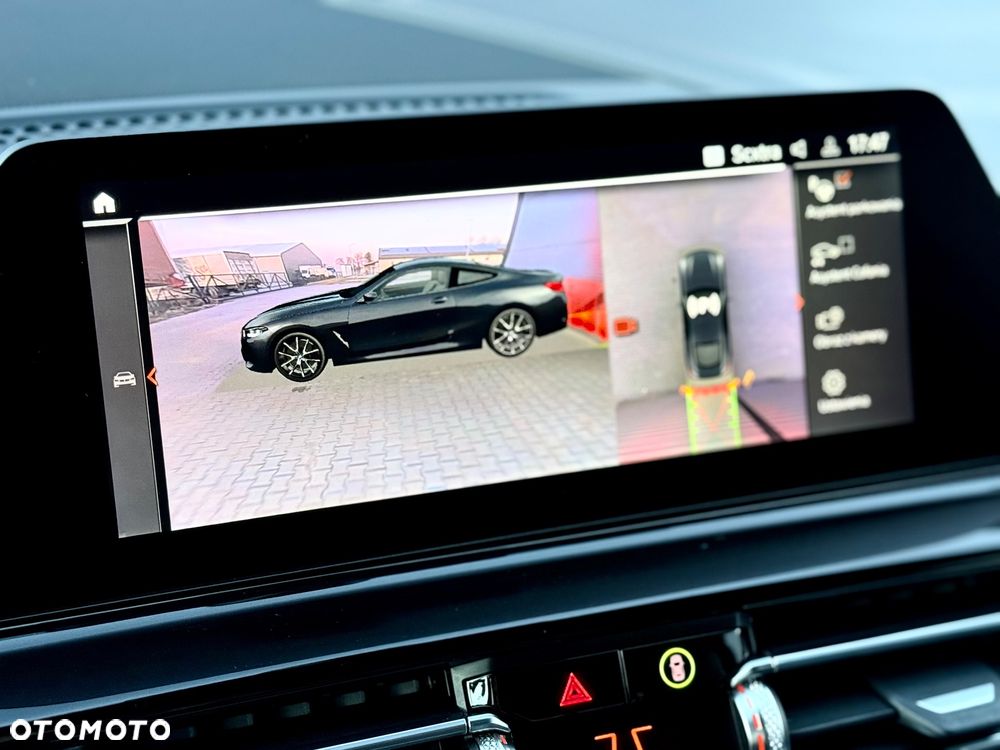 BMW Seria 8 - 36