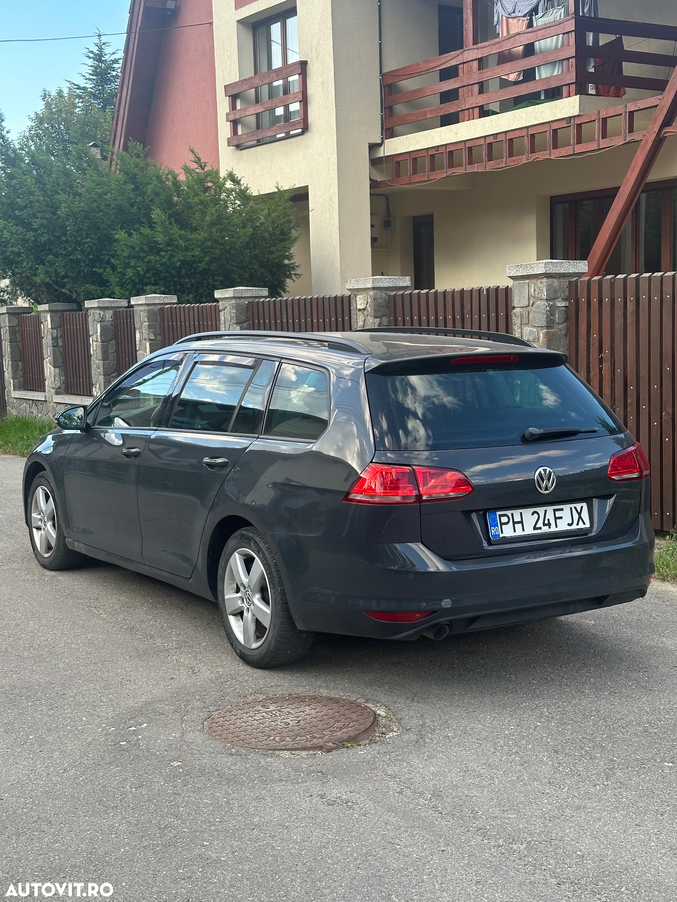 Volkswagen Golf 1.6 TDI BMT Comfortline - 4