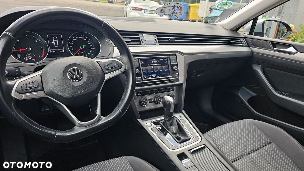 Volkswagen Passat Variant 2.0 TDI EVO Business DSG - 20