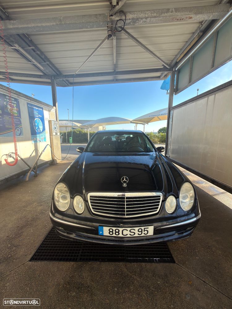 Mercedes-Benz E 220 CDI Auto Avantgarde - 1