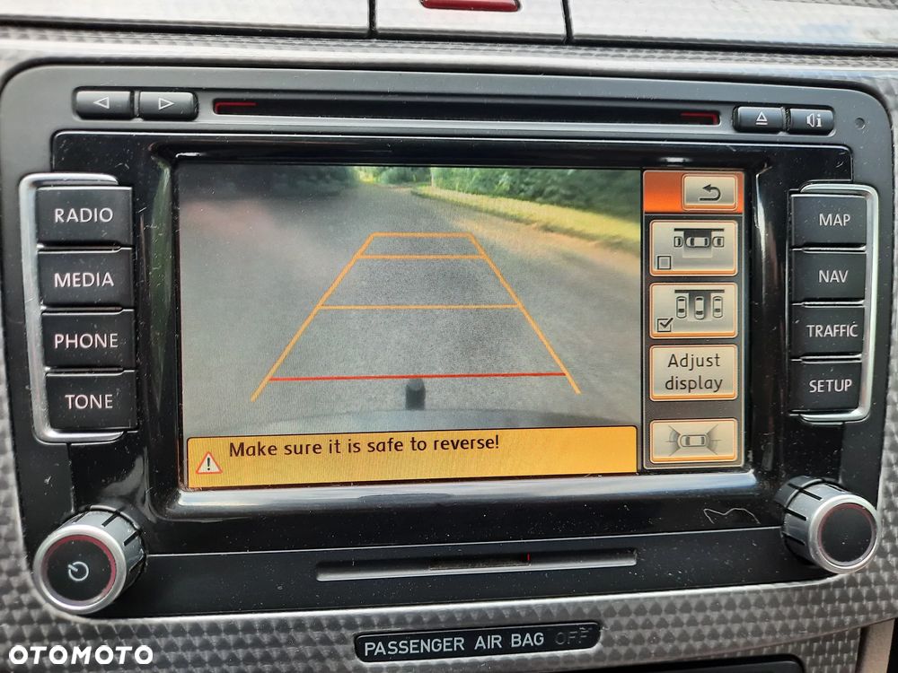 Volkswagen Passat 2.0 TDI DPF R-Line Edition Plus - 25