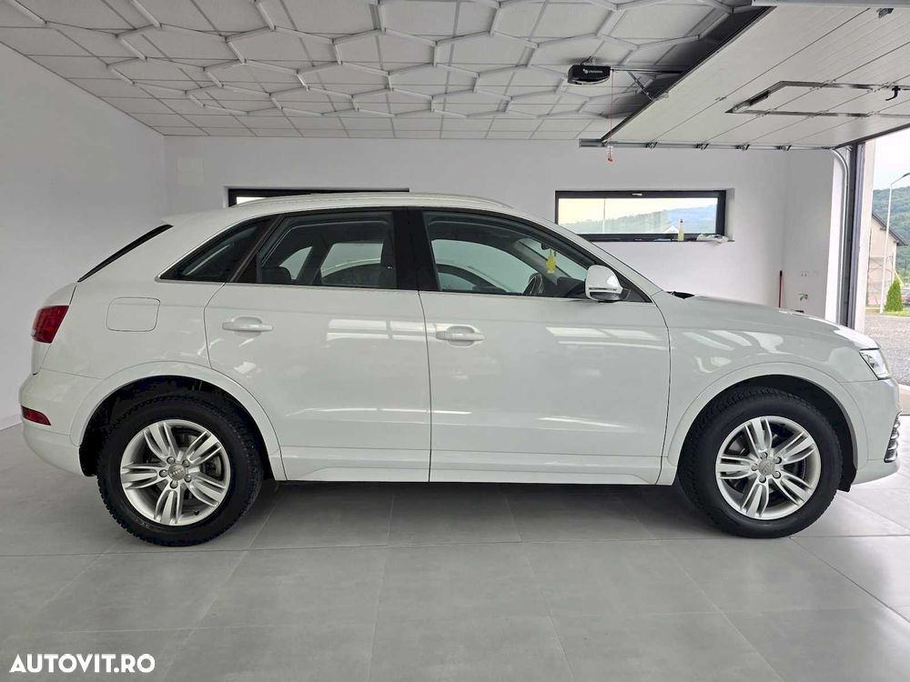 Audi Q3 1.4 TFSI Stronic Sport - 9