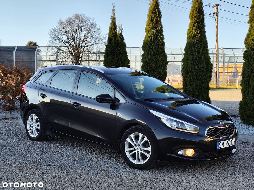 Kia Ceed Cee'd 1.6 GDI M - 17