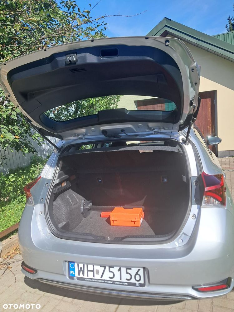 Toyota Auris Hybrid 135 Premium - 5