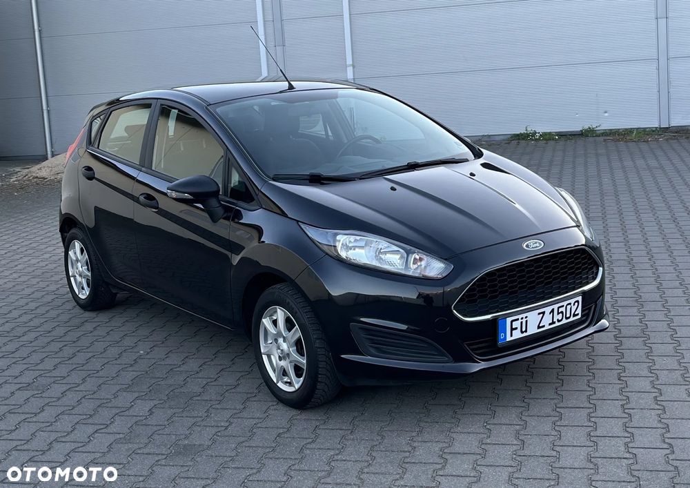 Ford Fiesta 1.25 Ghia - 25