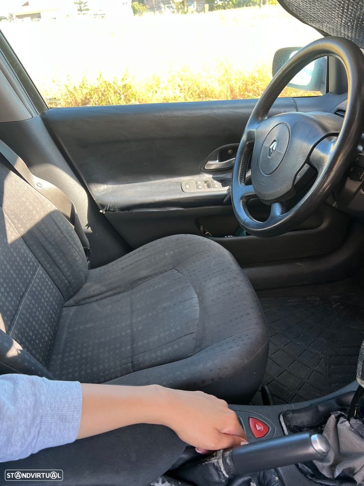 Renault Laguna - 13