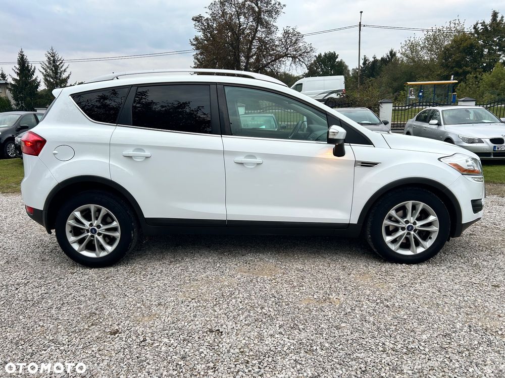 Ford Kuga 2.0 TDCi 4WD Titanium - 4