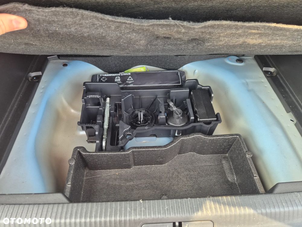 Peugeot 2008 PureTech 100 Active S&S BVM6 - 16