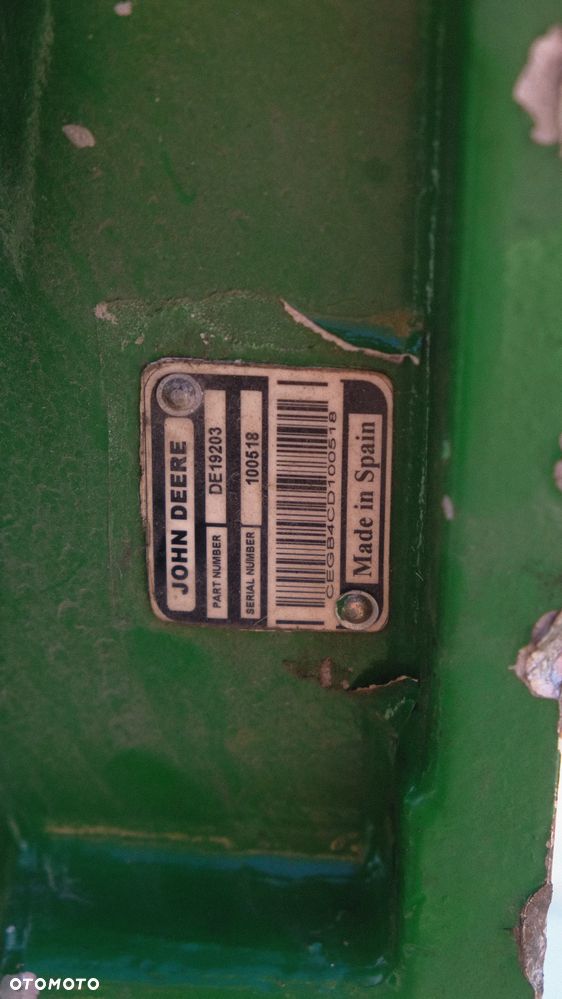 Przekladnia John Deere kątowa napędowa  DE19203 kąbajn kosiarka np S660,S670,S680,S770,S780 - 9