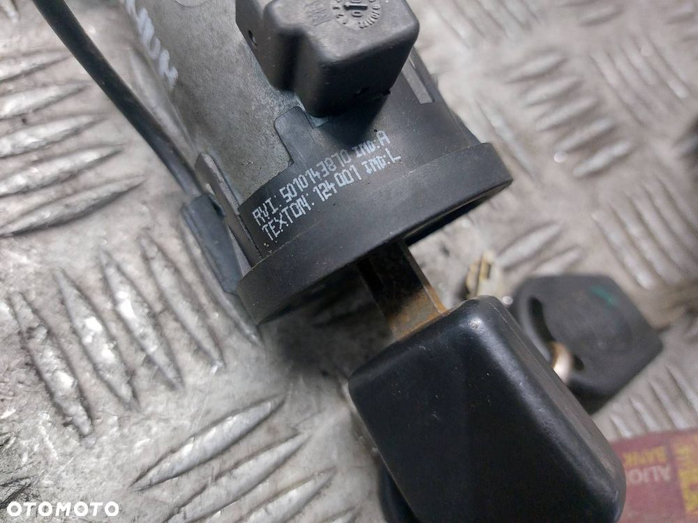 STACYJKA Z KLUCZYKIEM RENAULT PREMIUM 5010143870 - 3