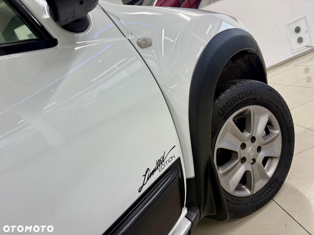 Dacia Duster 1.5 dCi Laureate - 37