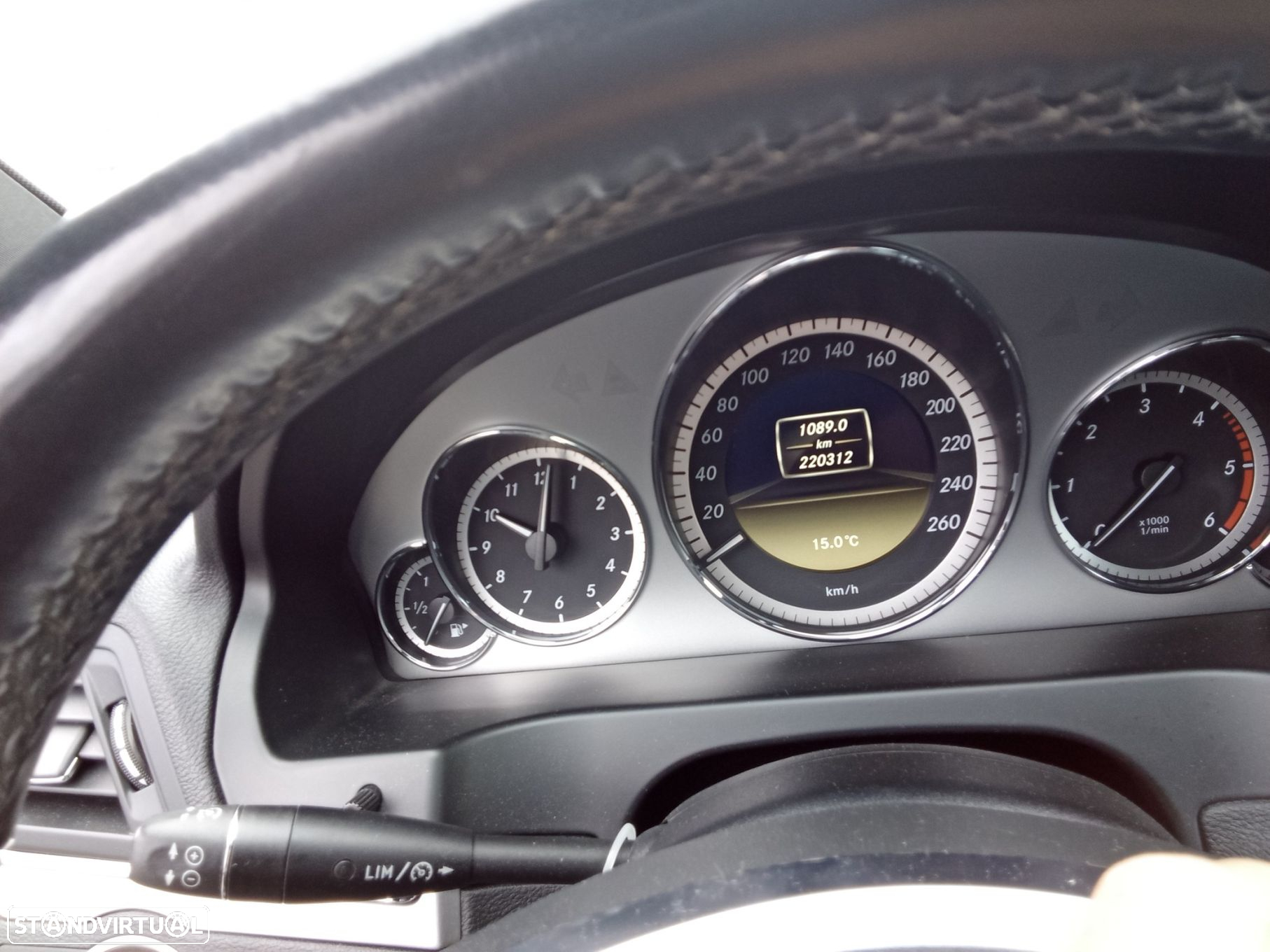 Mercedes-Benz E 250 CDi Avantgarde BlueEfficiency - 13
