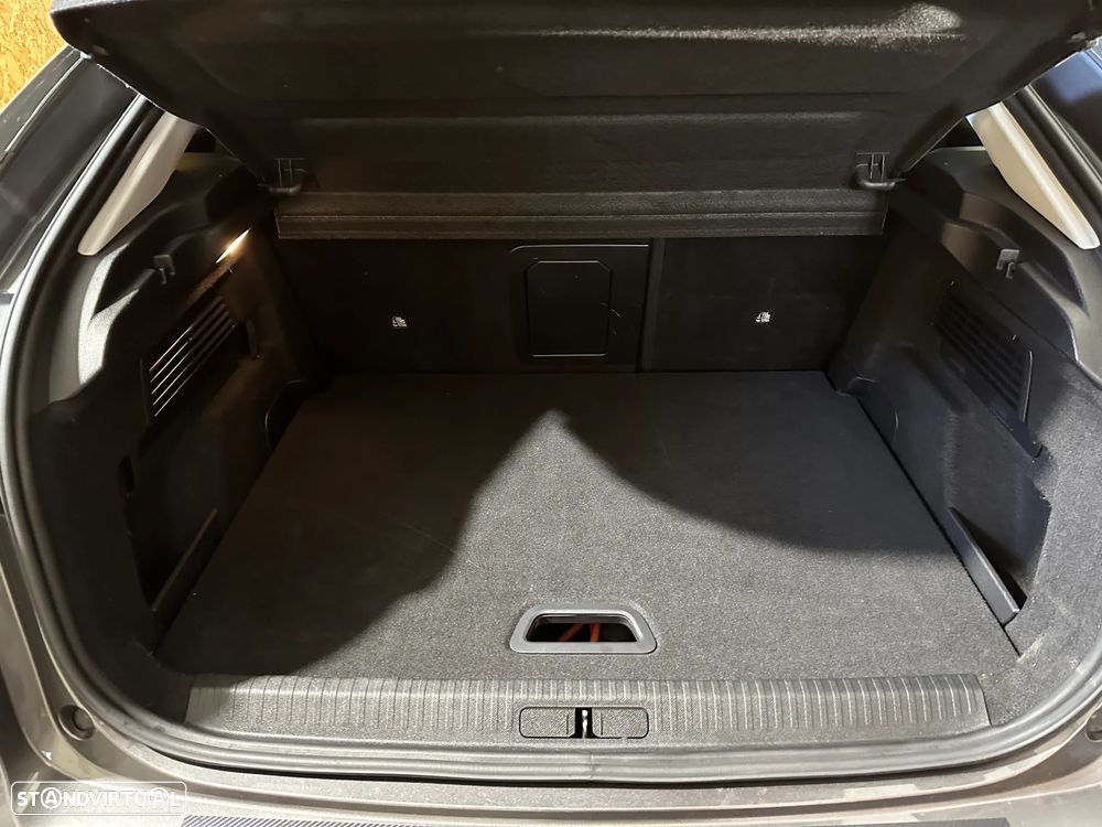 Citroën e-C4 50 kWh Shine - 17