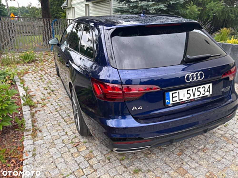 Audi A4 Avant 40 TDI Quattro S Line S tronic - 4
