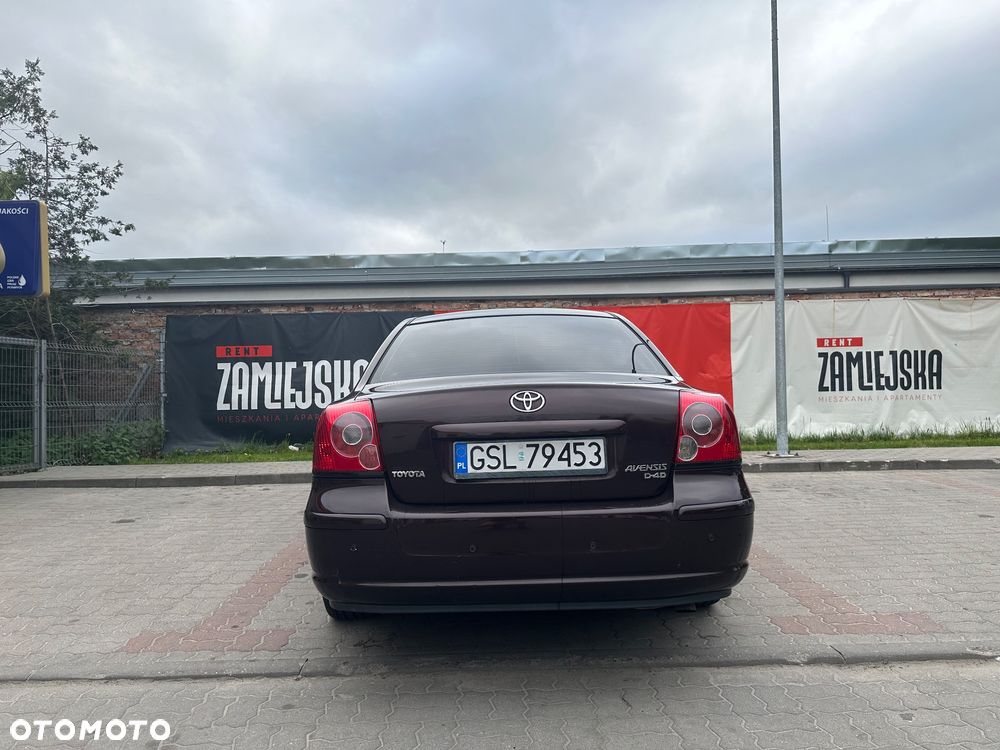 Toyota Avensis 2.2 D-4D Sol plus Premium - 2