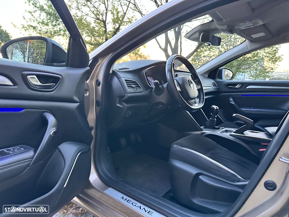 Renault Mégane 1.5 dCi Intens - 17